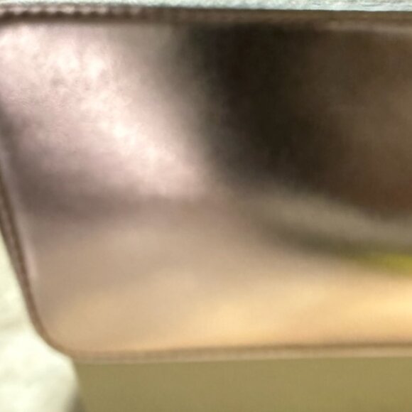 ULTRA RARE ROSE GOLD KORS MONOGRAM AND LEATHER TOTE! NEW WITH TAGS AND CHARM!! - Picture 3 of 7